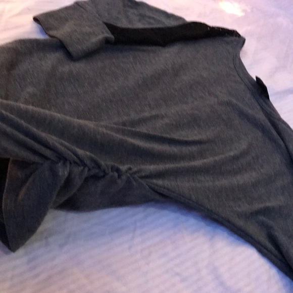 Blouse - Picture 3 of 4